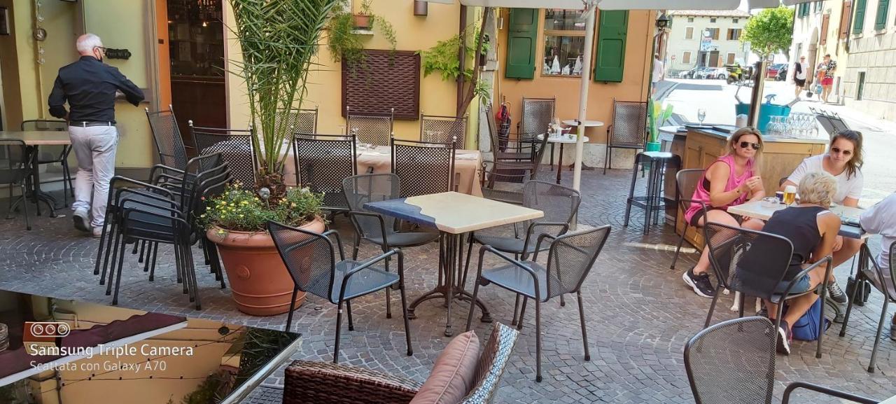 Hotel Danieli La Castellana Lago Di Garda Бренцоне-суль-Гарда Экстерьер фото
