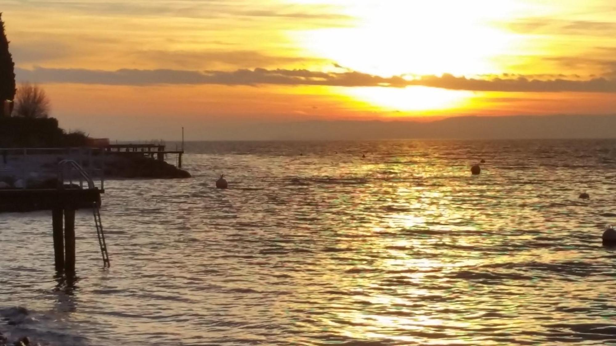 Hotel Danieli La Castellana Lago Di Garda Бренцоне-суль-Гарда Экстерьер фото